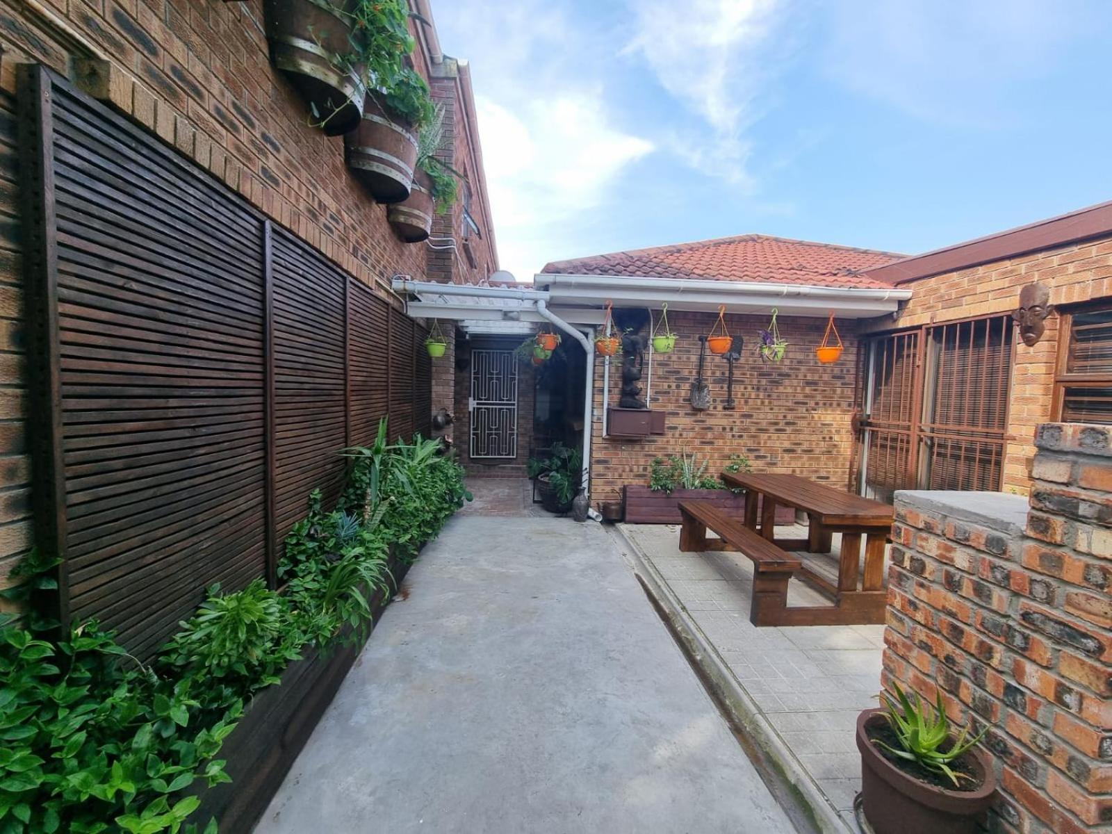 Ina Se Huisie In Blouberg Self Catering