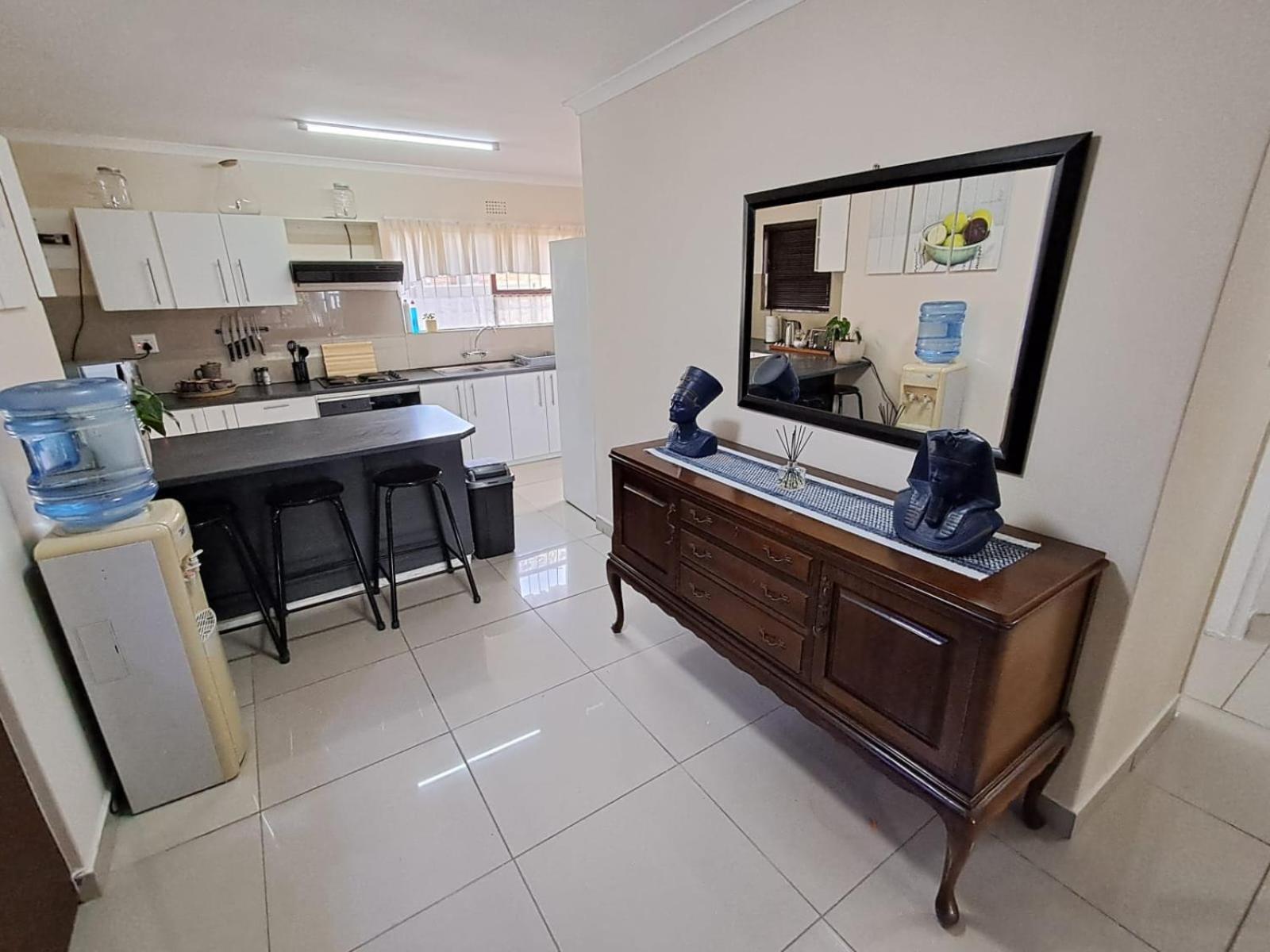 Ina Se Huisie In Blouberg Self Catering Apartment *