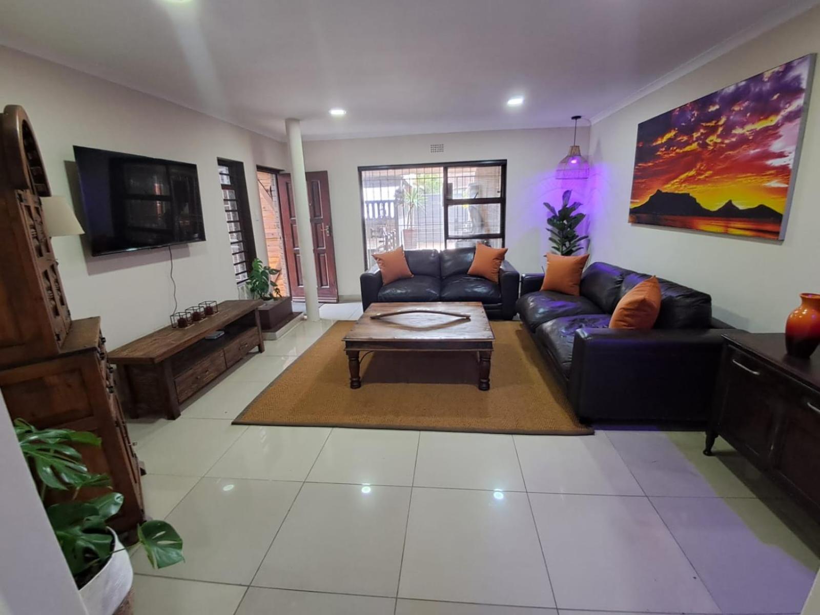 Ina Se Huisie In Blouberg Self Catering Apartment *